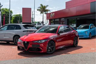 2025 Alfa Romeo Giulia Quadrifoglio Super Sport Series 5 Thumbnail