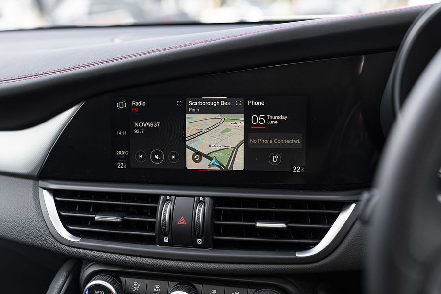 2025 Alfa Romeo Giulia Tributo Italiano Series 5 Photo 22