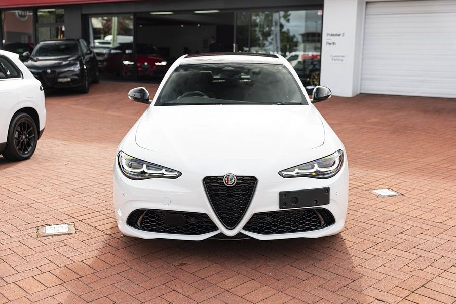 2025 Alfa Romeo Giulia Tributo Italiano Series 5 Photo 7