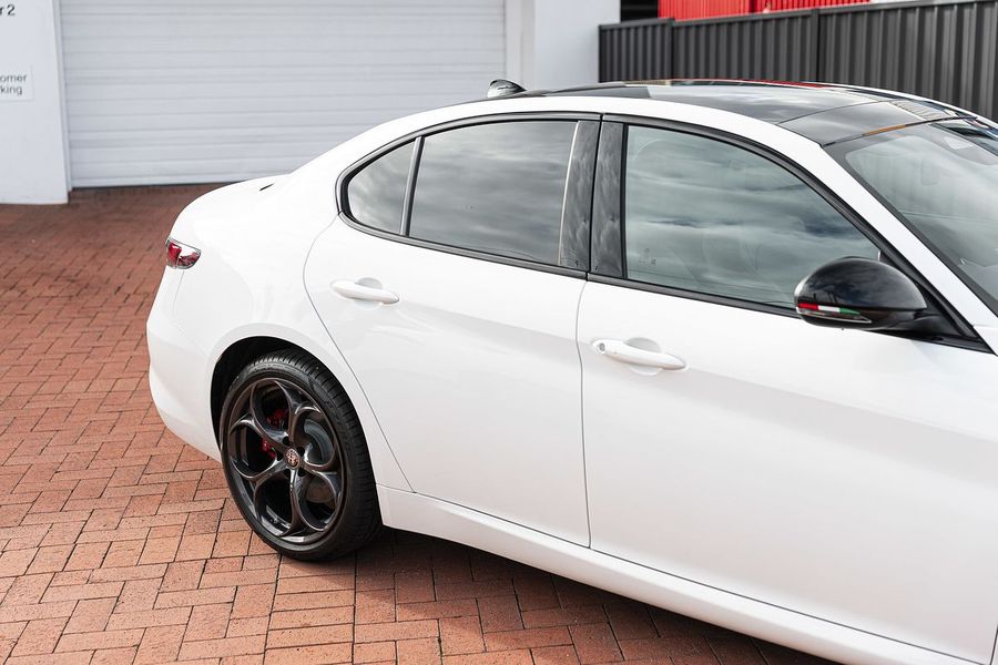 2025 Alfa Romeo Giulia Tributo Italiano Series 5 Photo 18