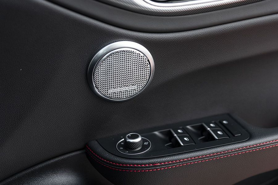 2025 Alfa Romeo Giulia Tributo Italiano Series 5 Photo 30