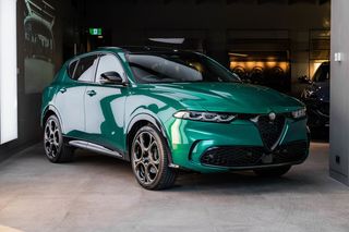2025 Alfa Romeo Tonale Intensa Series 2 Thumbnail