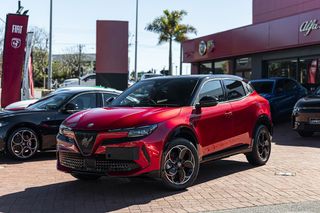 2025 Alfa Romeo Junior Elettrica Thumbnail