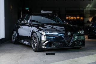 2025 Alfa Romeo Giulia Quadrifoglio Estrema Series 5 Thumbnail